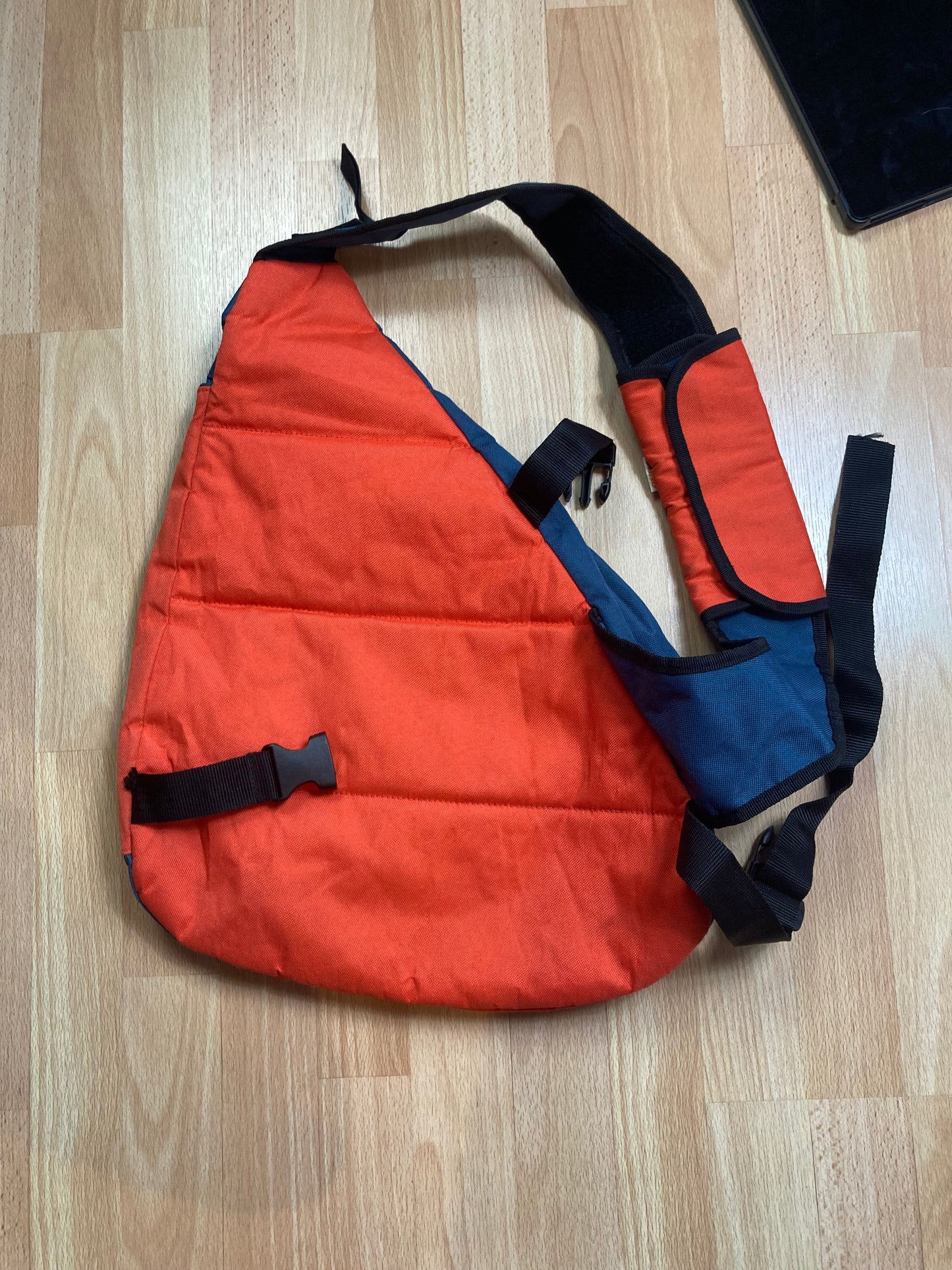 PickWick SlingBag - vintage - ample - brodé - 1990s - 2000s - cybery2k - rare