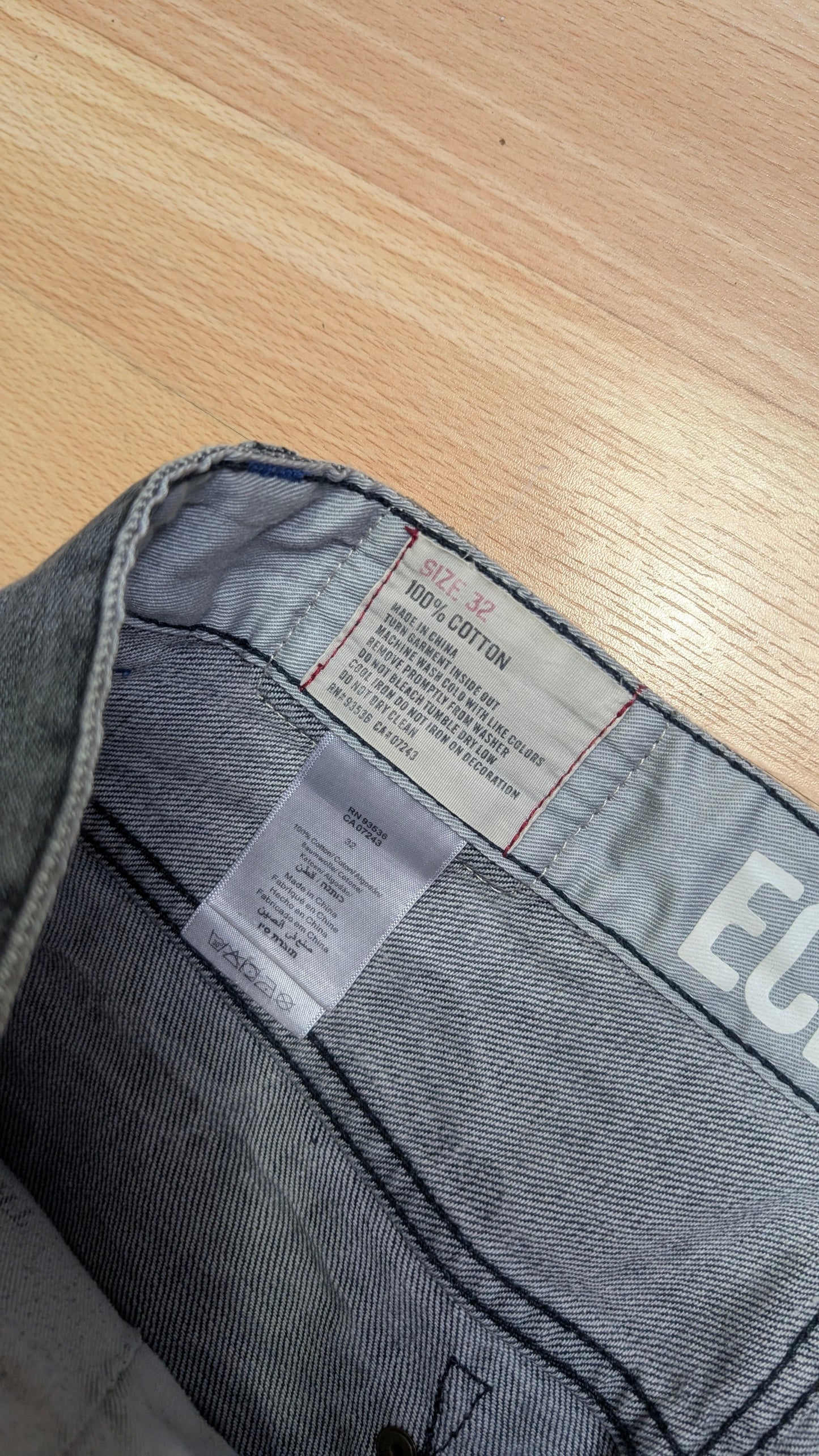 Baggy Ecko UNLTD size 40