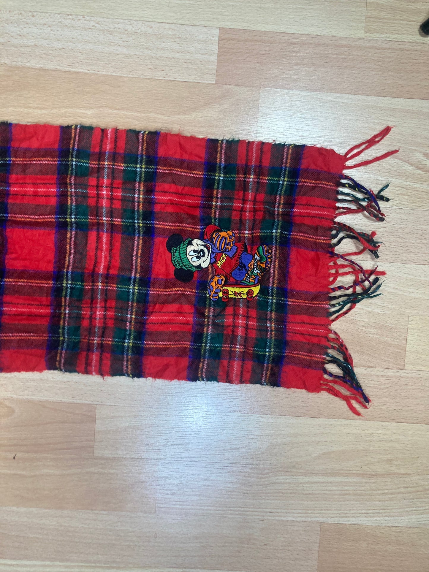 Disney Scarf - vintage - ample - brodé - 1990s - 2000s - cybery2k - rare