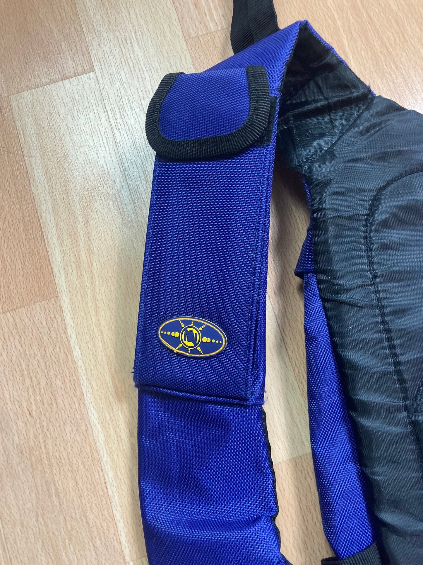 SlingBag - vintage - ample - brodé - 1990s - 2000s - cybery2k - rare