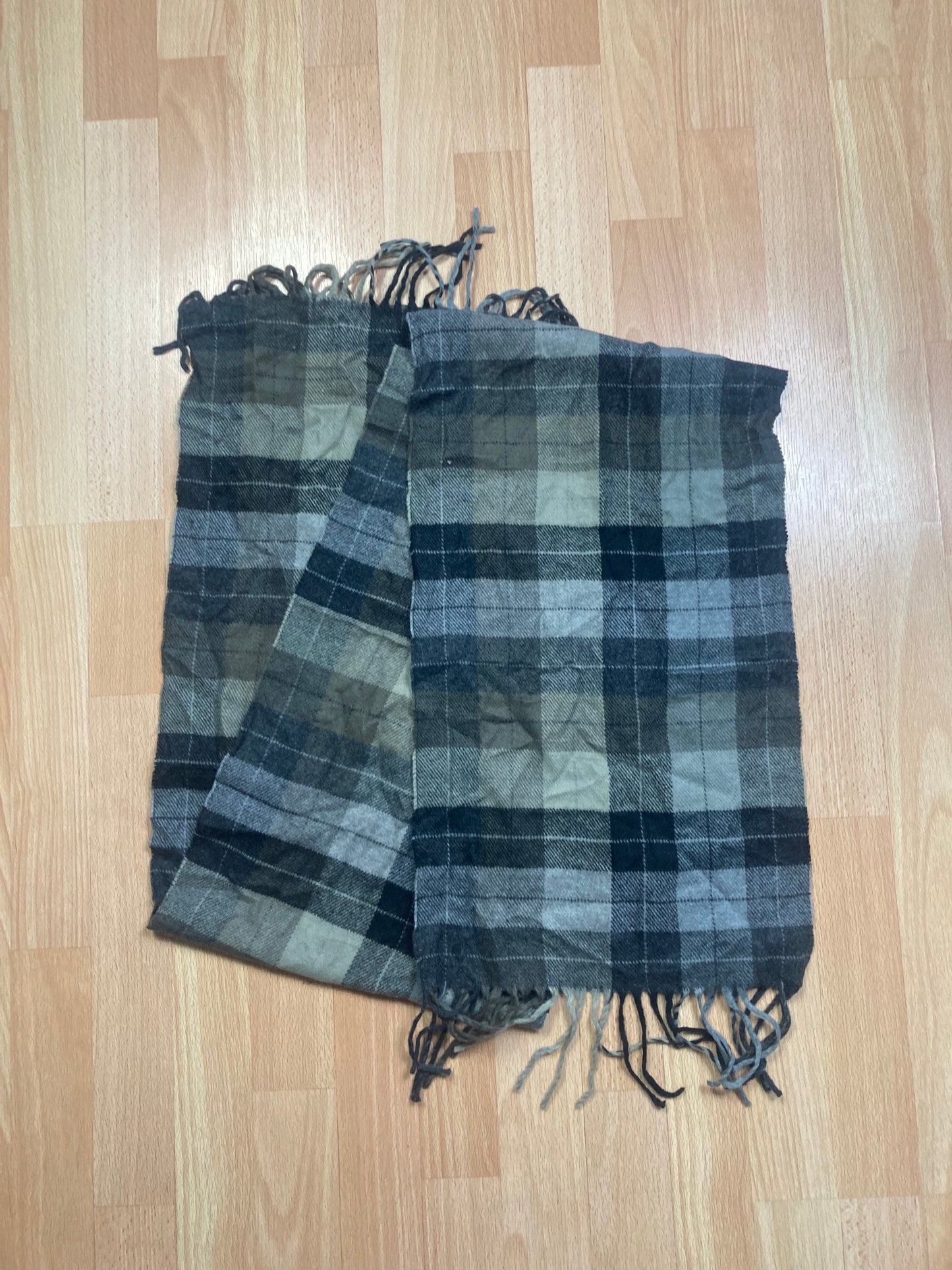 Scarf - vintage - ample - brodé - 1990s - 2000s - cybery2k - rare