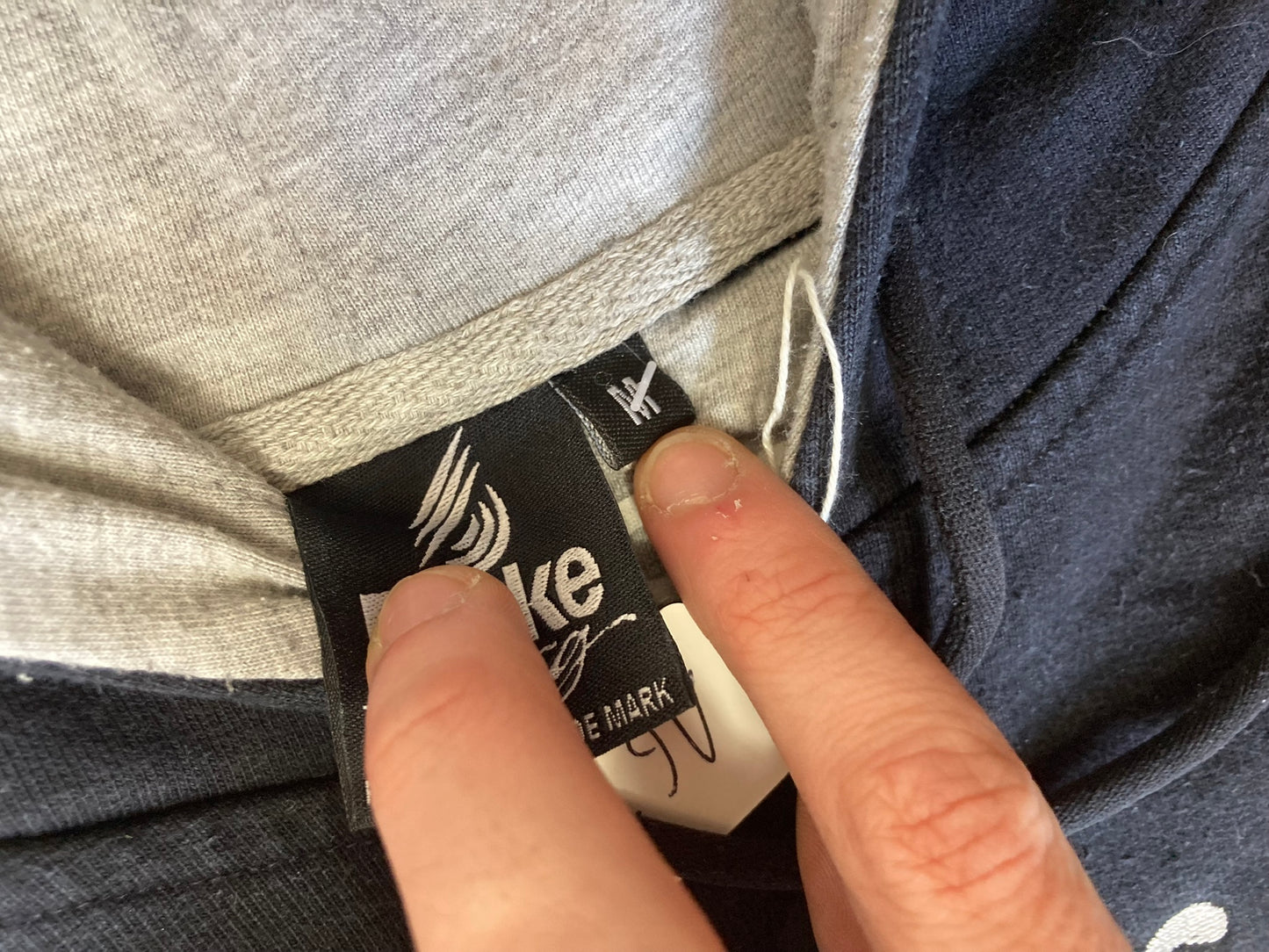 Hoodie Broke hiphop - Size M - vintage - ample - brodé - 1990s - 2000s - cybery2k - rare