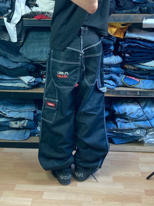 Baggy Fubu Size 38