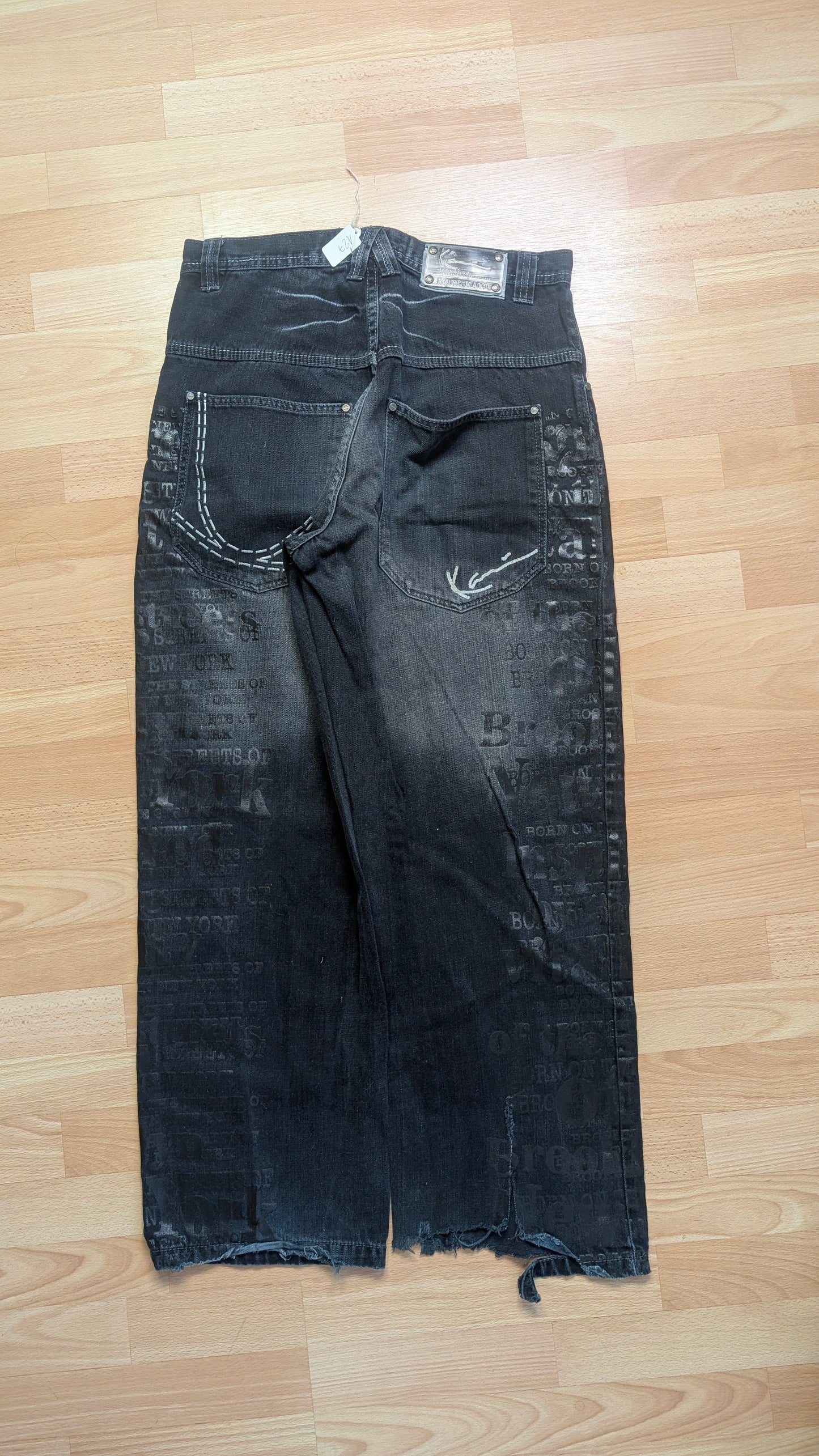 Baggy Karlkani Size 40