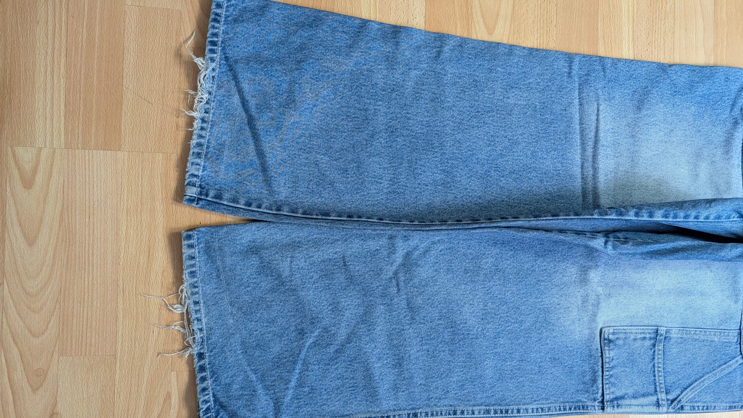 Baggy Akademiks Size 50