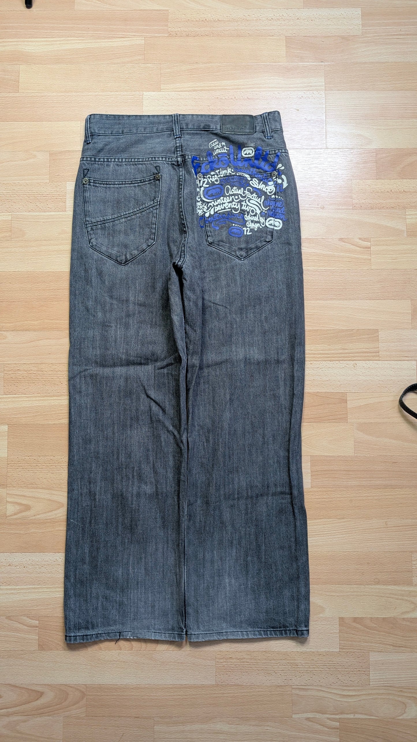 Baggy Ecko UNLTD size 40