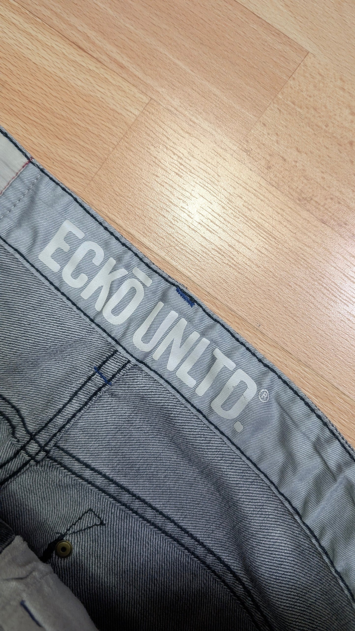 Baggy Ecko UNLTD size 40